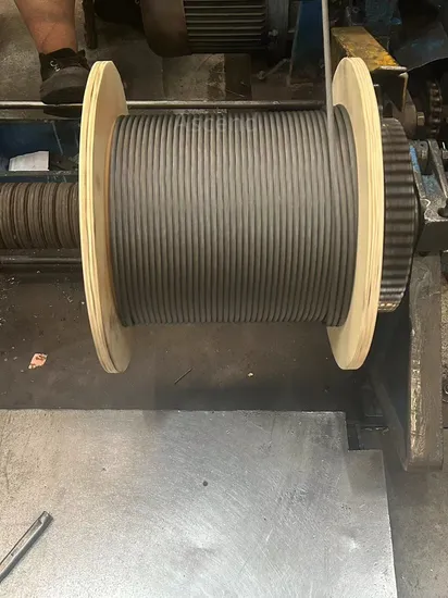 Fabricant professionnel de câble métallique en acier pour ascenseur 8X19s+FC 12 mm